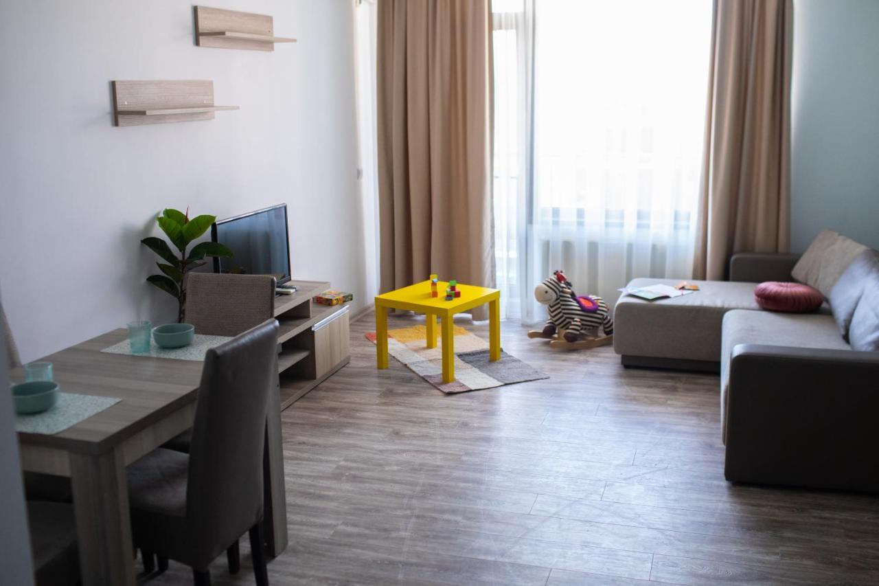 Nor Apartments Summerland Мамая Екстериор снимка