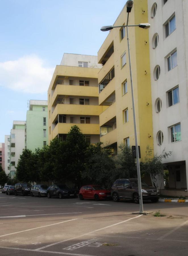 Nor Apartments Summerland Мамая Екстериор снимка