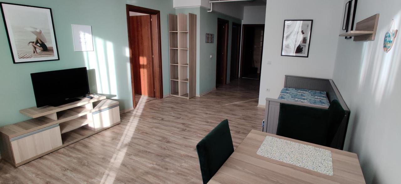 Nor Apartments Summerland Мамая Екстериор снимка
