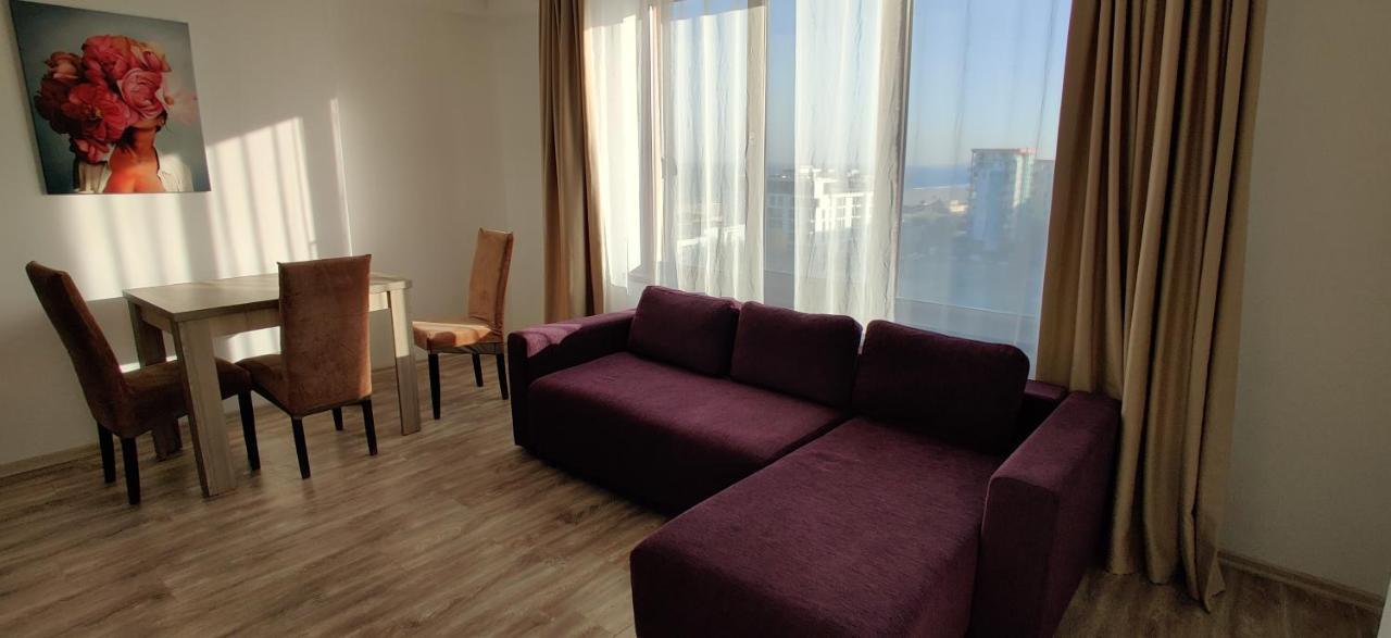 Nor Apartments Summerland Мамая Екстериор снимка