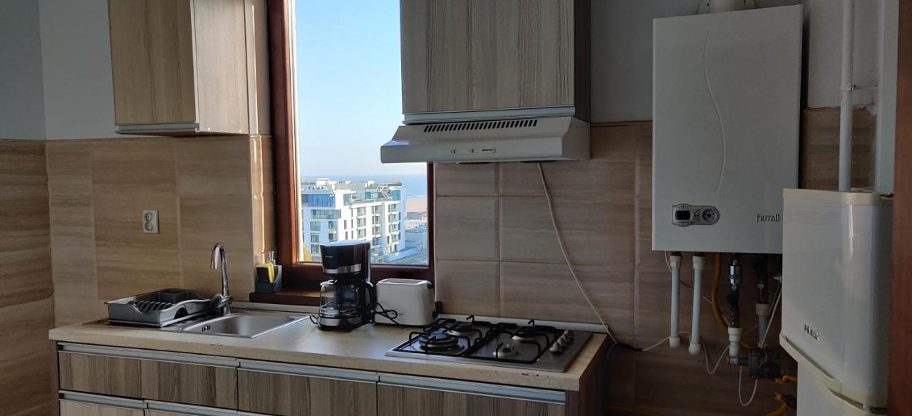 Nor Apartments Summerland Мамая Екстериор снимка