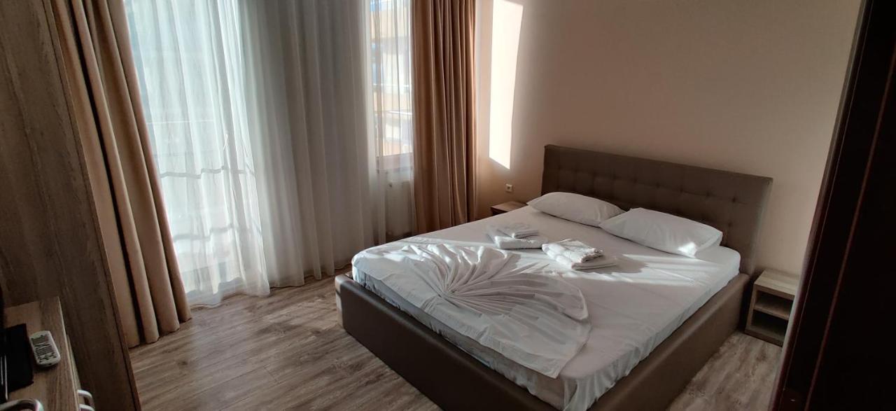 Nor Apartments Summerland Мамая Екстериор снимка