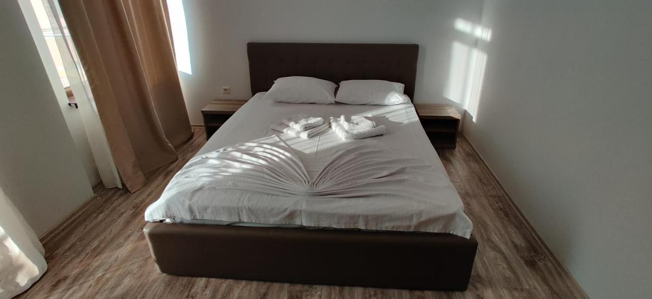 Nor Apartments Summerland Мамая Екстериор снимка