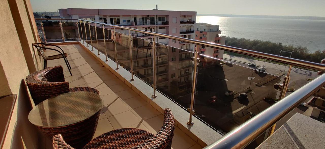 Nor Apartments Summerland Мамая Екстериор снимка
