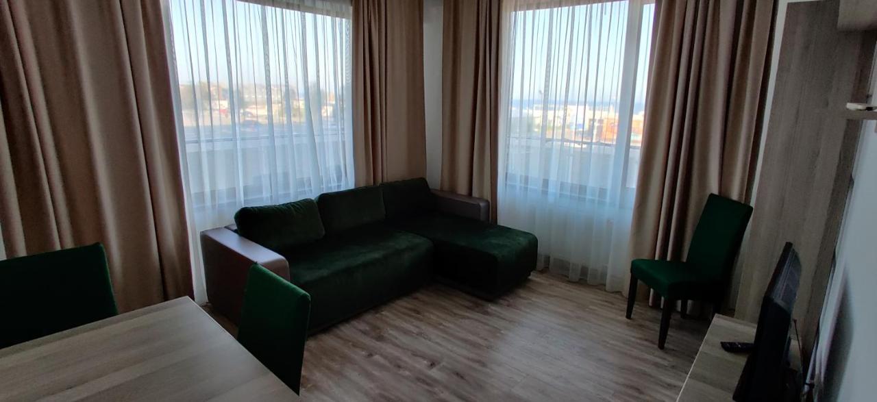 Nor Apartments Summerland Мамая Екстериор снимка